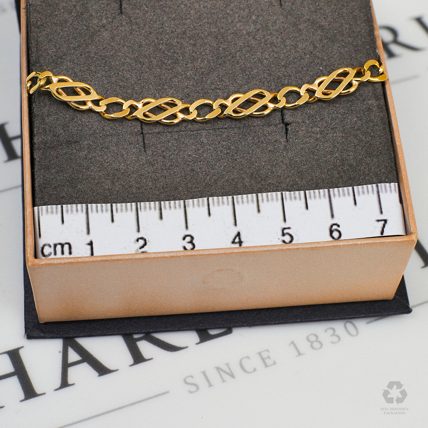 Pre-Owned 9ct Gold Celtic Knot Bracelet 7 Inch