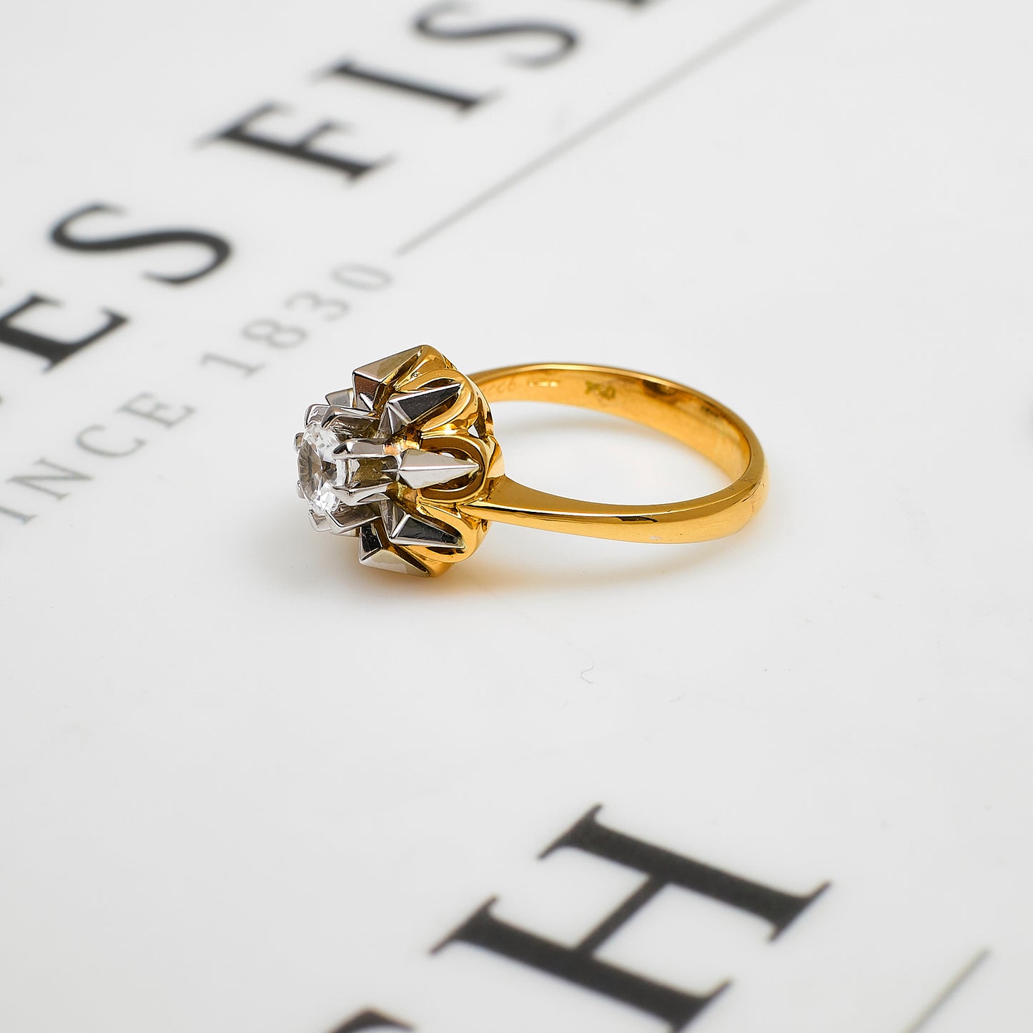 Pre-Owned 18ct Gold Synthetic Stone Dress Ring Size N