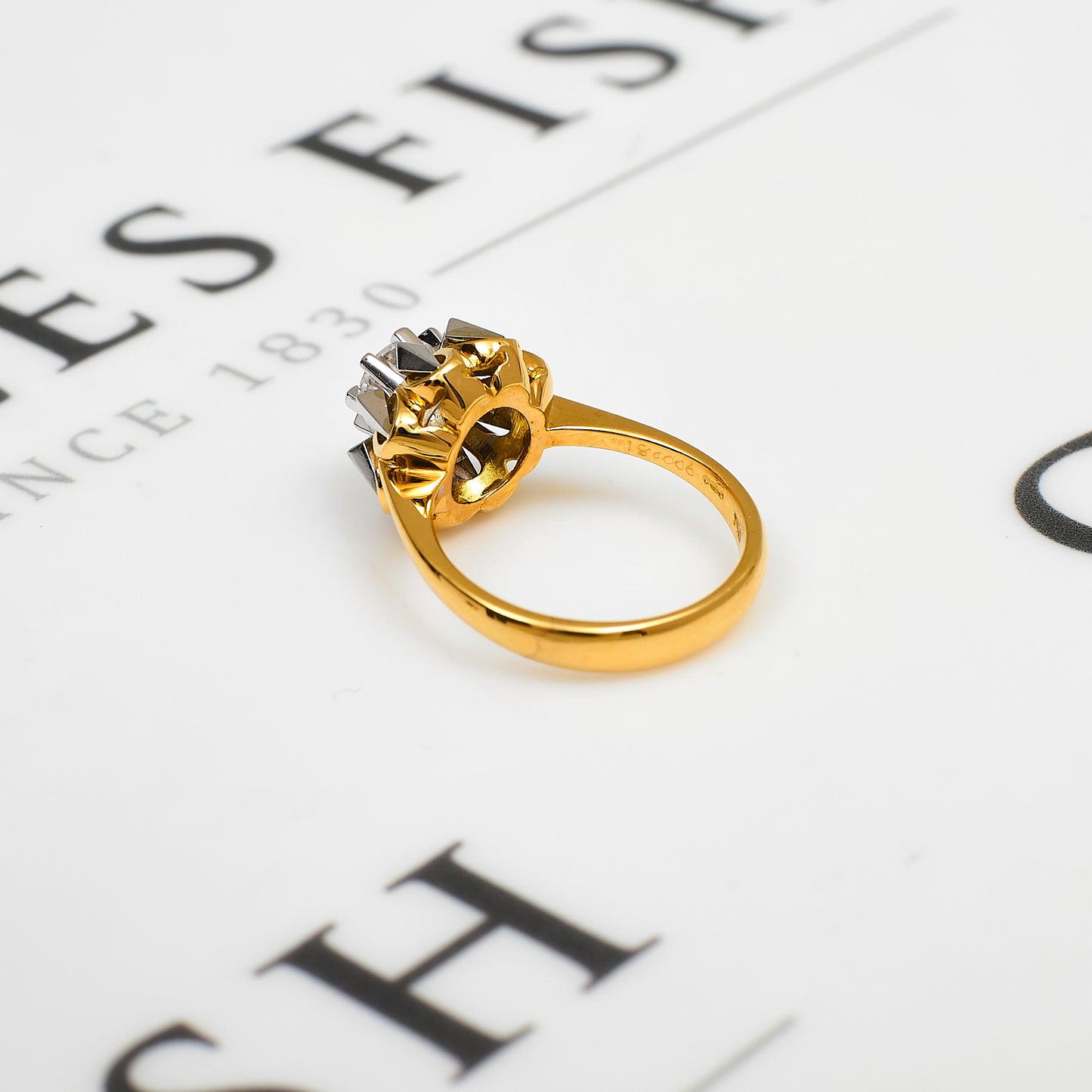 Pre-Owned 18ct Gold Synthetic Stone Dress Ring Size N