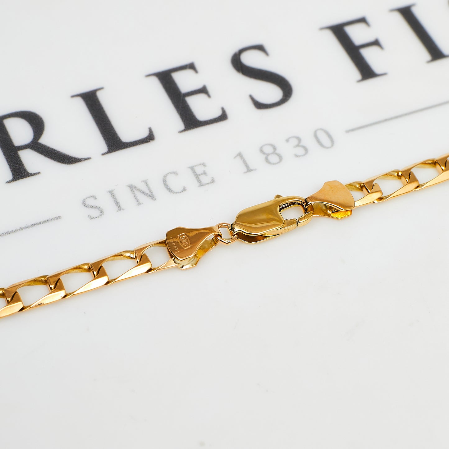 Pre-Owned 9ct Gold Curb Chain Necklace 26 Inch