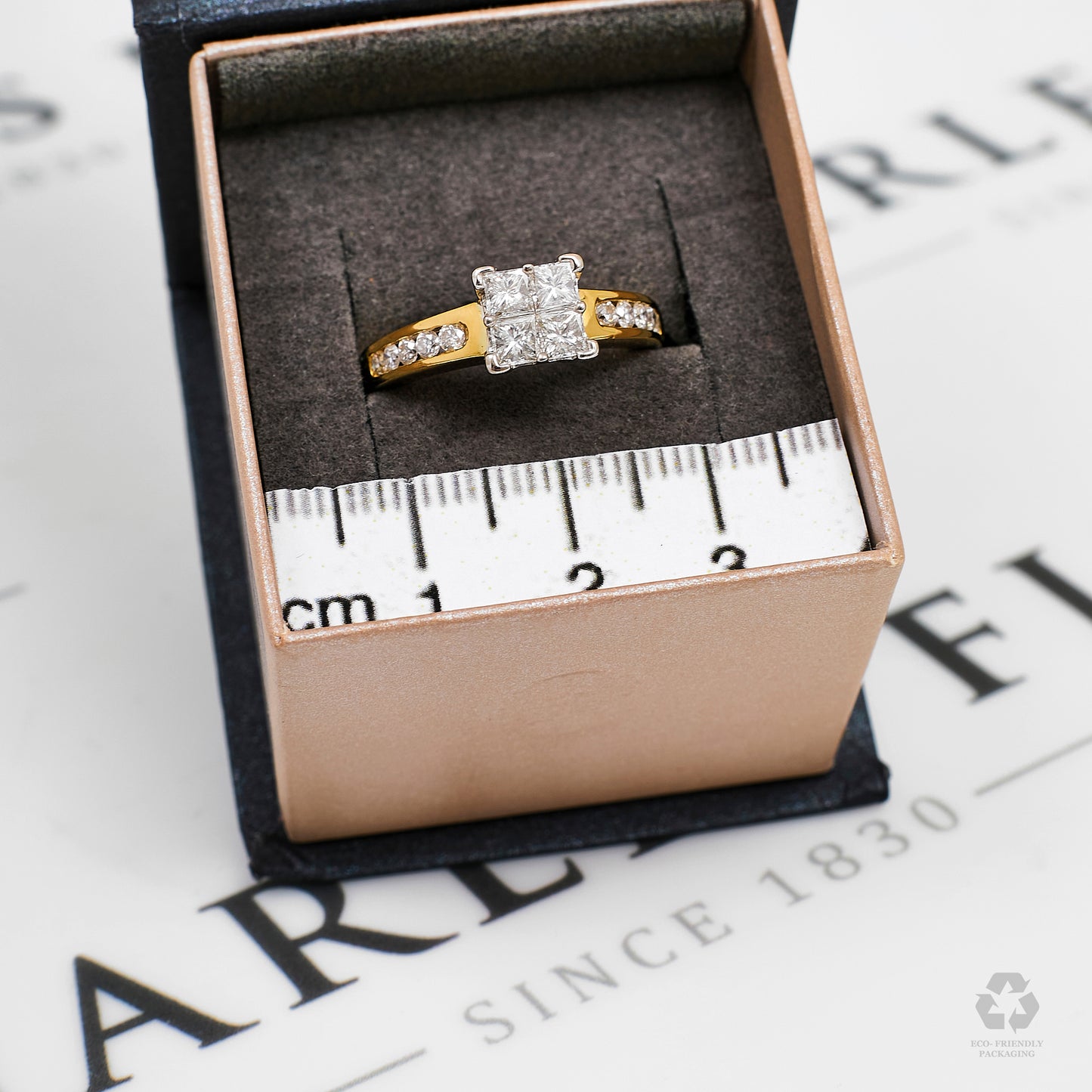 Pre-Owned 18ct Gold Princess Cut Diamond Ring Size M