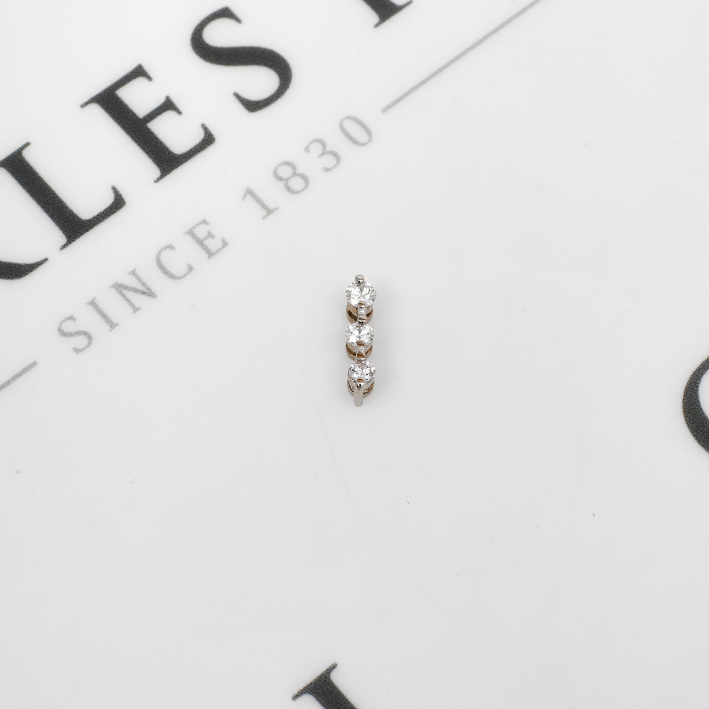 Pre-Owned 18ct White Gold 3 Diamond Pendant