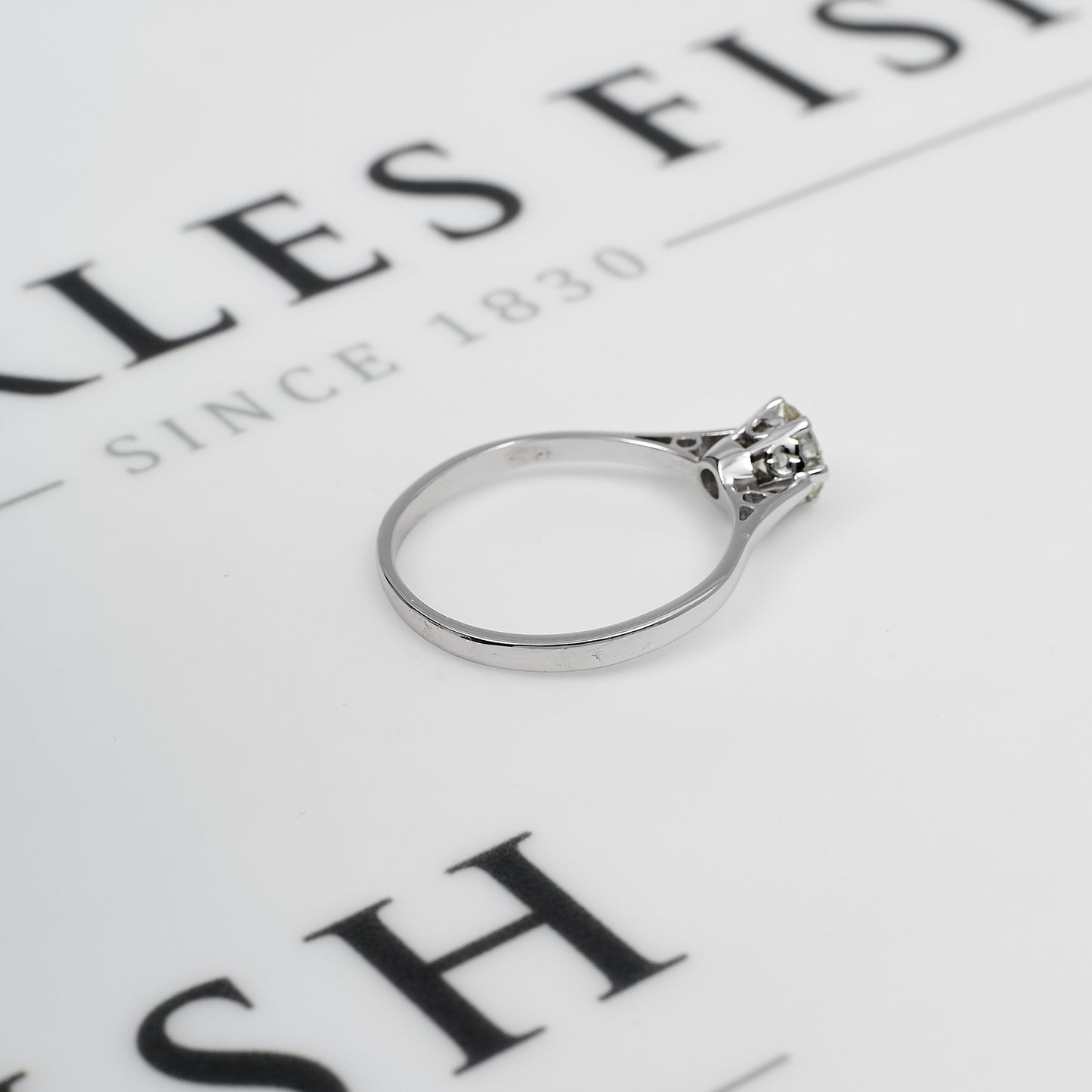 Pre-Owned 9ct White Gold Diamond Solitaire Ring Size T