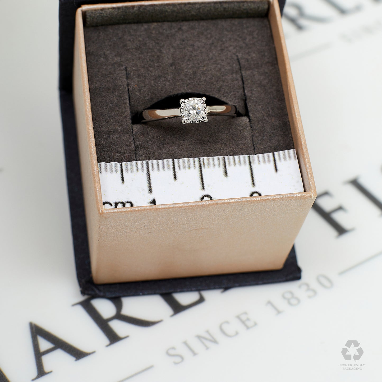 Pre-Owned 9ct White Gold Illusion Set Diamond Ring Size L.5