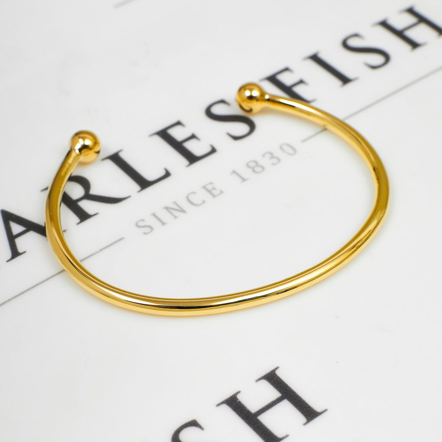 Pre-Owned 9ct Gold Torque Bangle