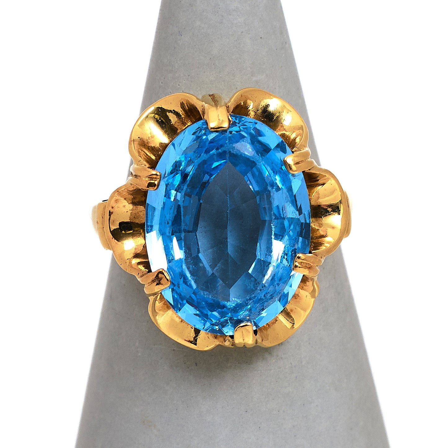 Pre-Owned 9ct Gold Oval Synthetic Stone Ring Size M