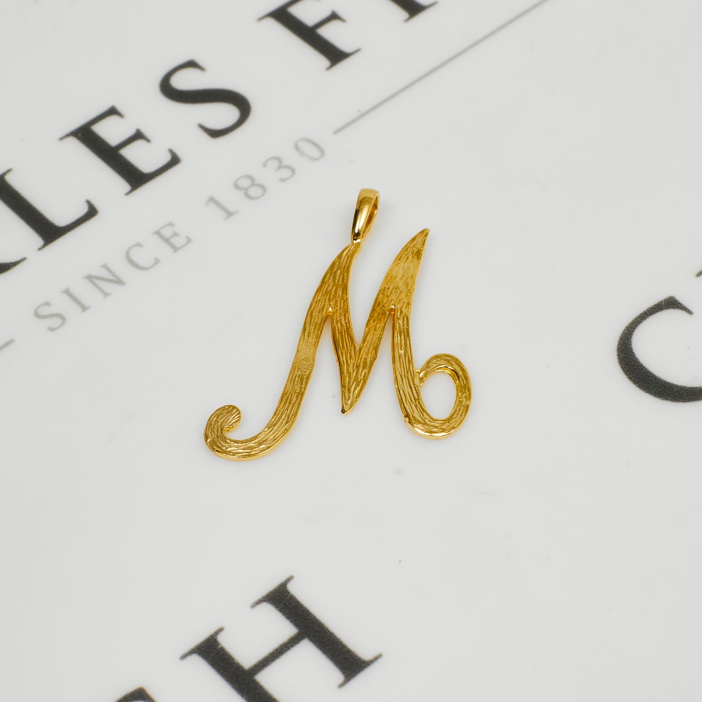 Pre-Owned 9ct Gold Bark Texture M Initial Pendant