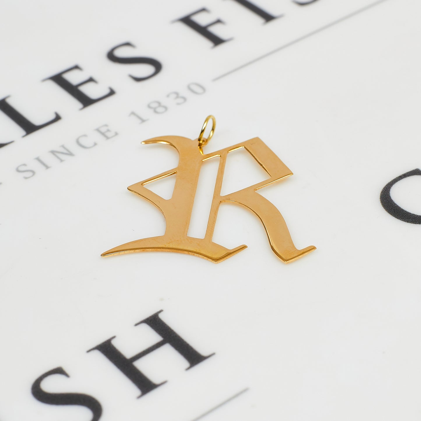 Pre-Owned 9ct Gold R Initial Pendant