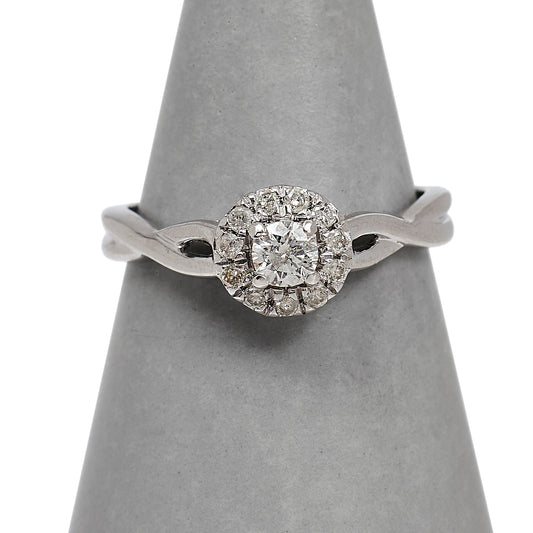 Pre-Owned 9ct White Gold Diamond Cluster Ring Size M.5