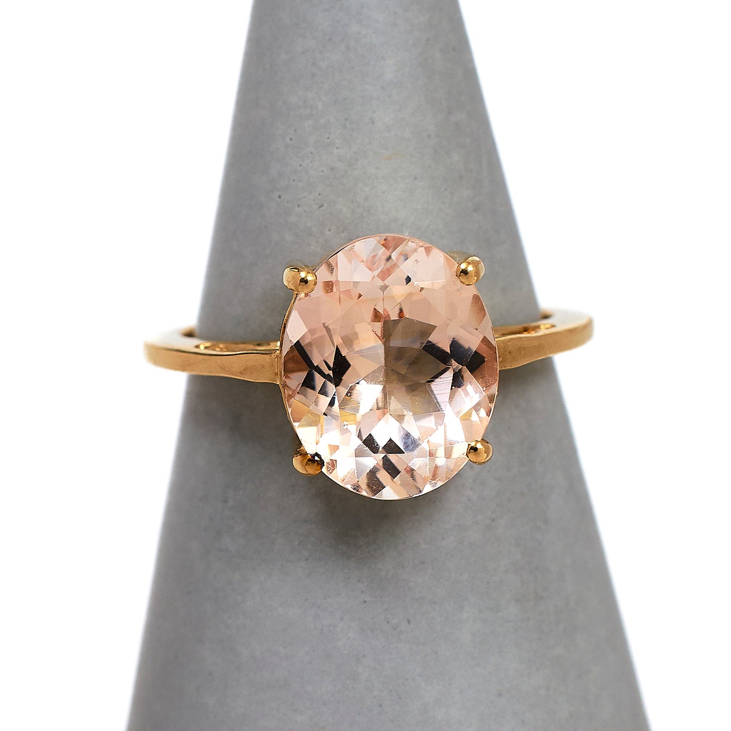 Pre-Owned 9ct Gold Oval Danburite Ring Size L