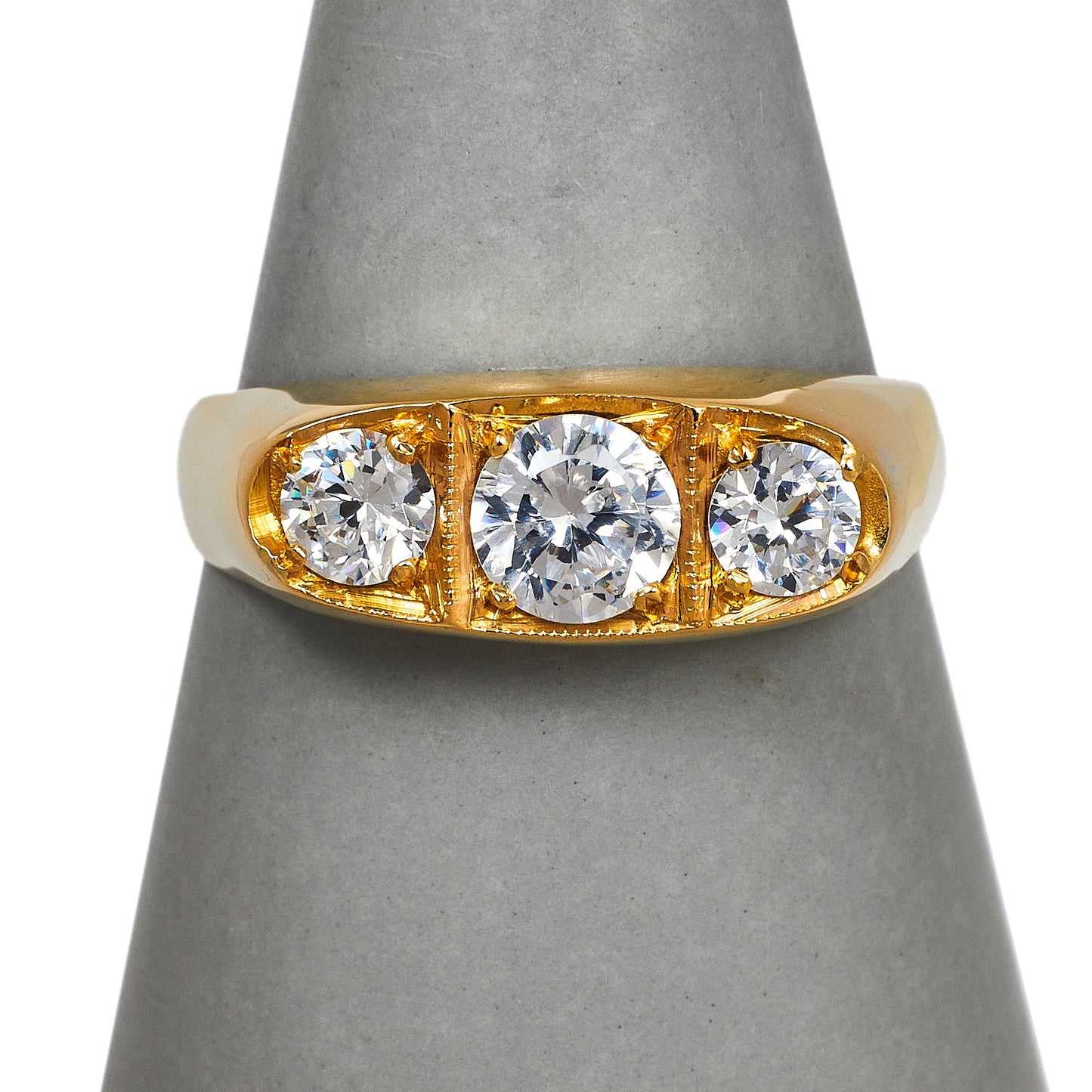 Pre-Owned 9ct Gold Mens 3 CZ Flush Set Flat Top Ring Size Z