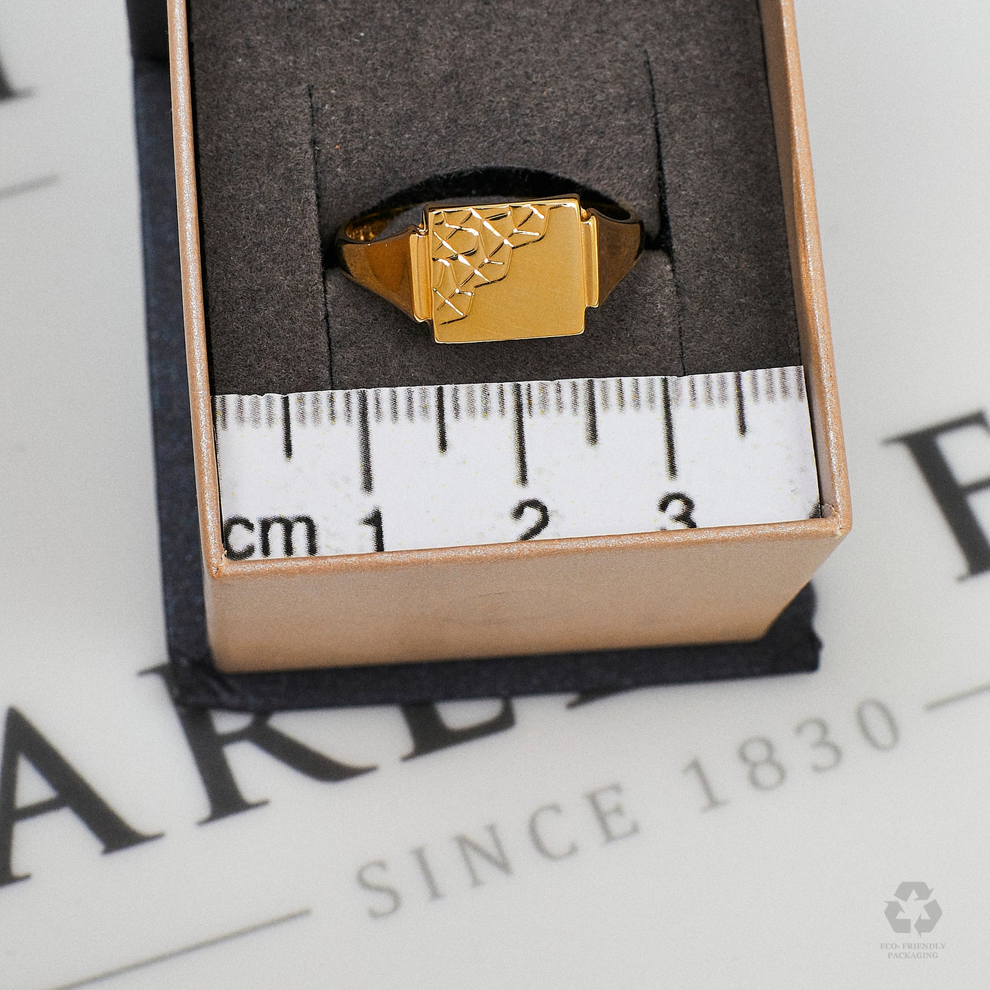 Pre-Owned 9ct Gold Half Pattern Signet Ring Size R