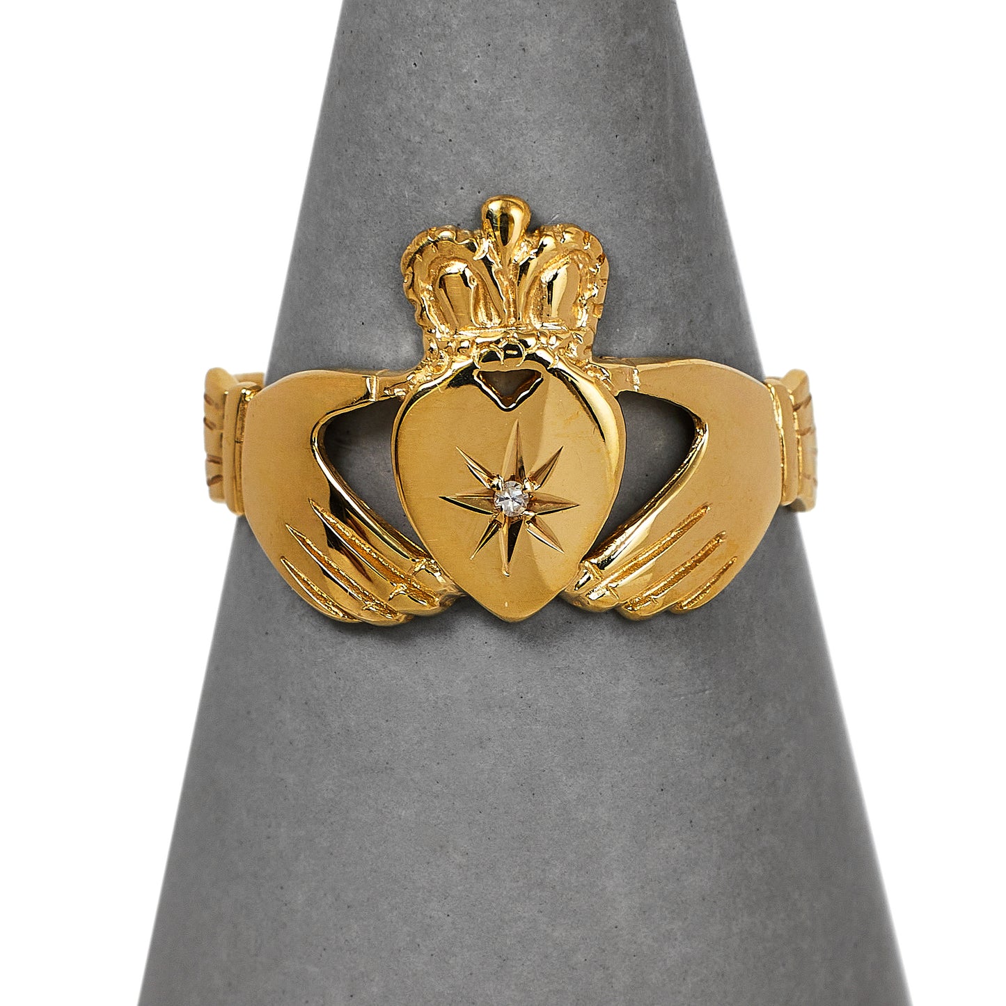 Pre-Owned 9ct Gold Diamond Claddagh Ring Size S.5