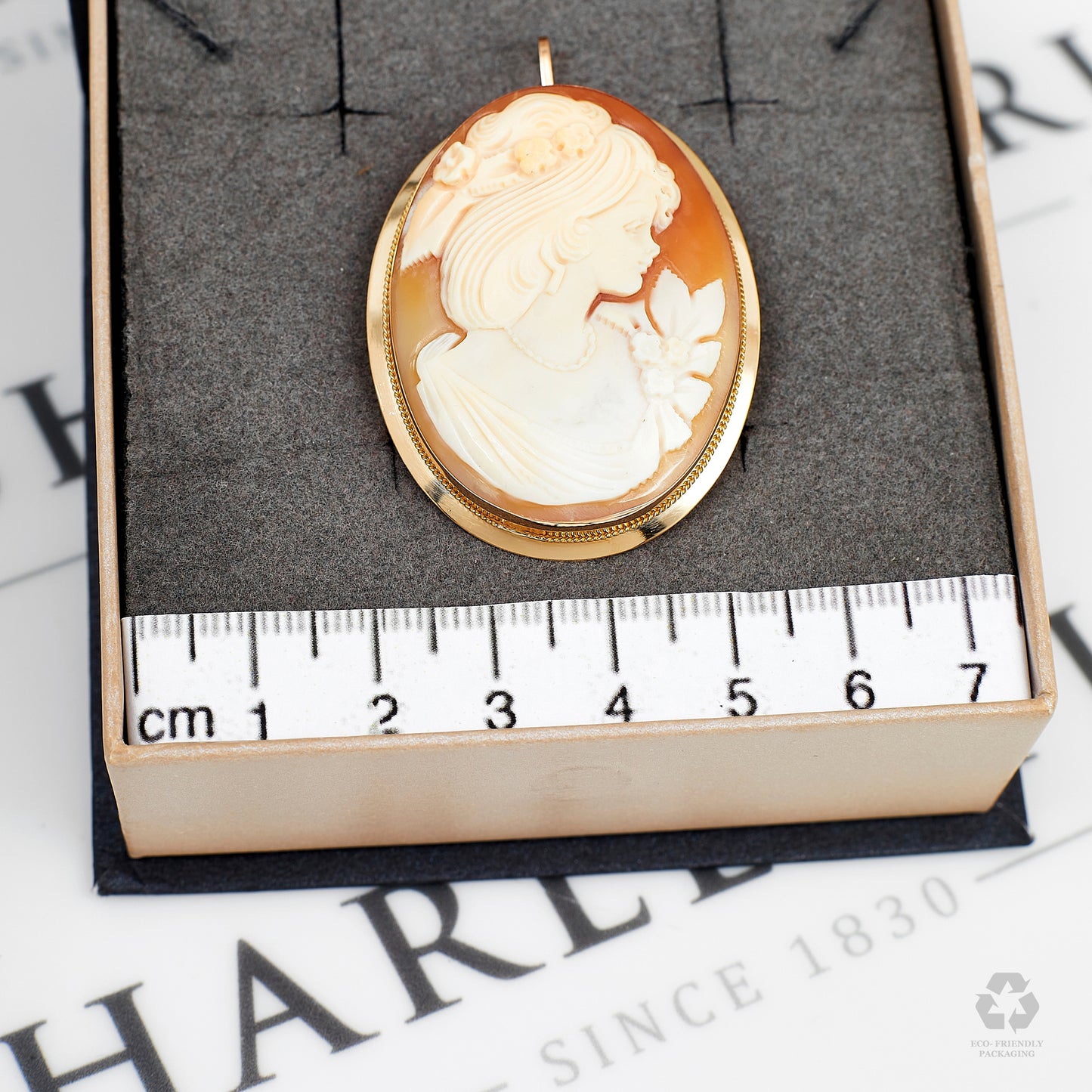 Pre-Owned 9ct Gold Cameo Brooch