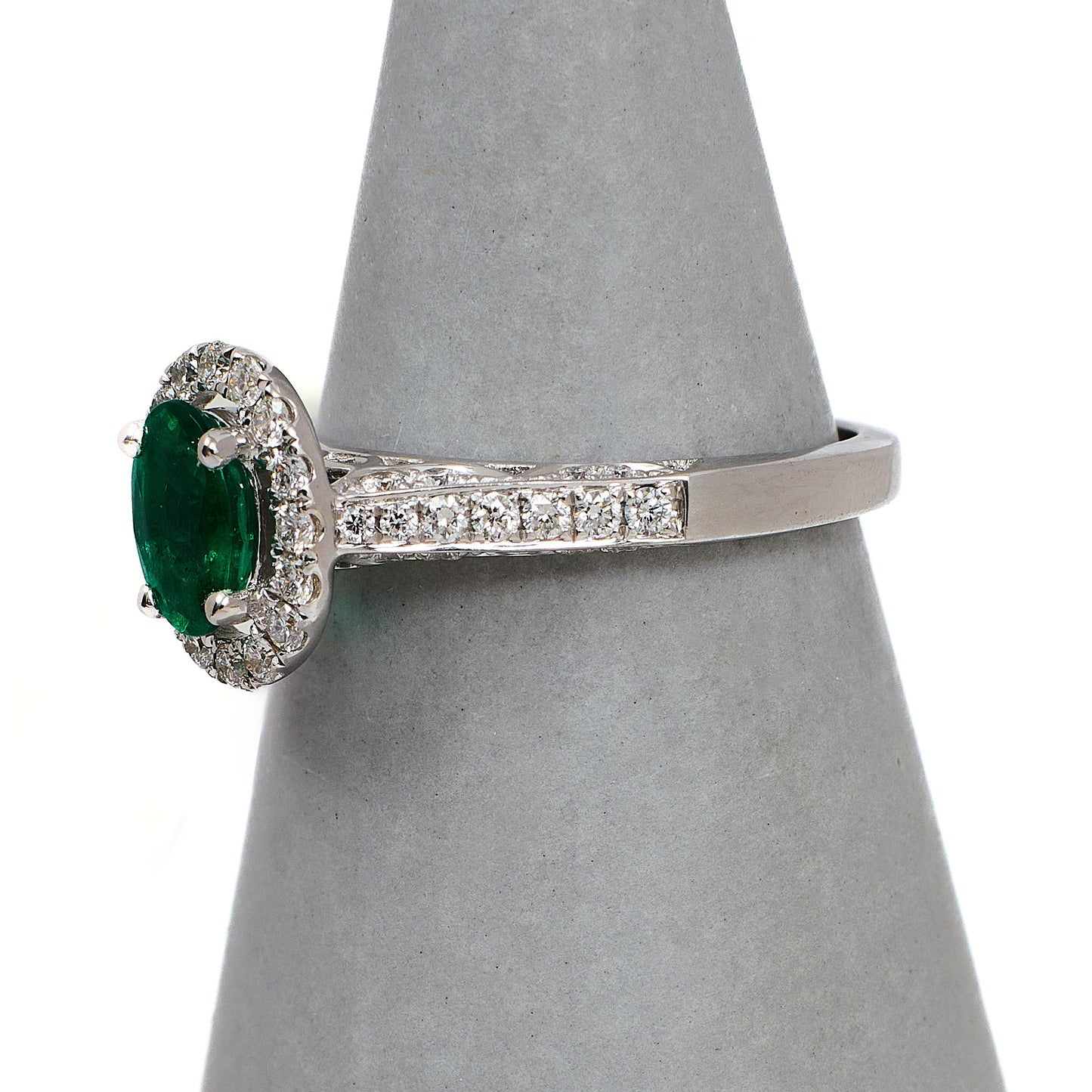 Pre-Owned 18ct White Gold Emerald & Diamond Cluster Ring