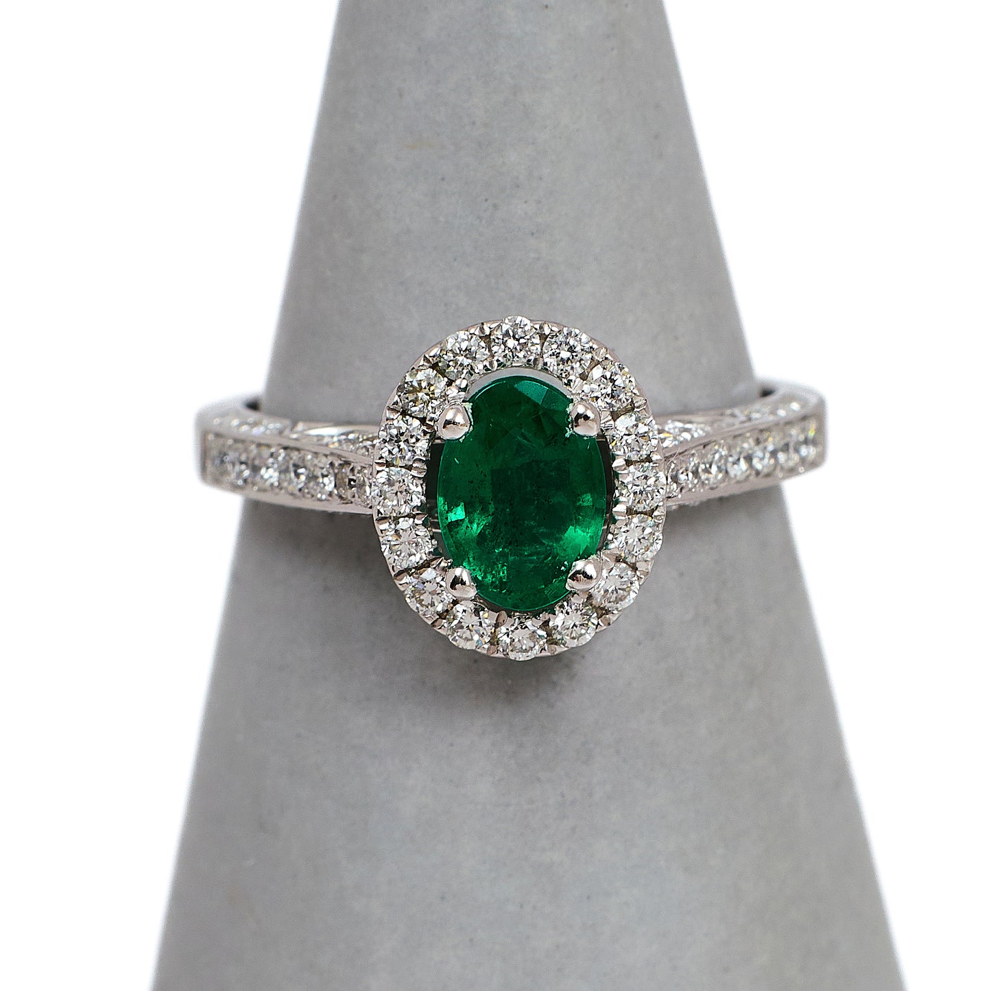 Pre-Owned 18ct White Gold Emerald & Diamond Cluster Ring