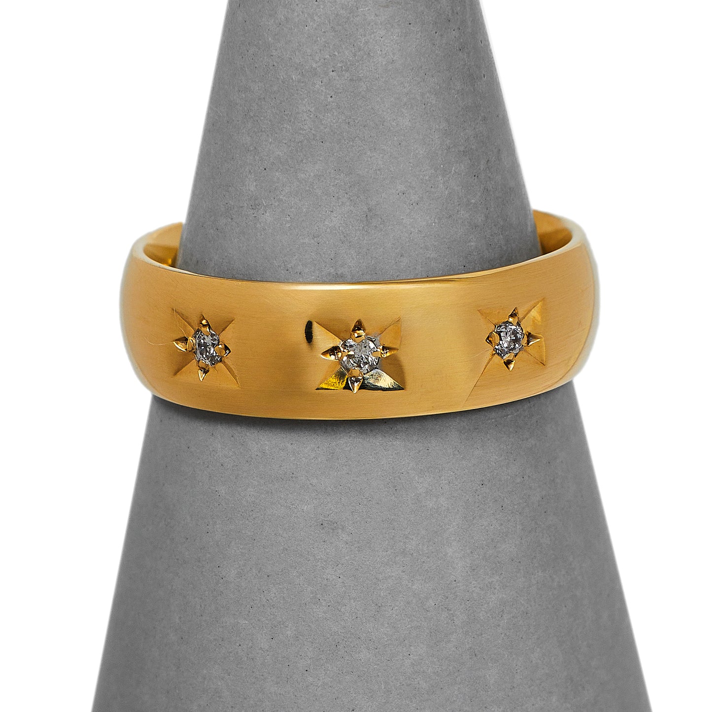 Pre-Owned 9ct Gold 3 Diamond Band Ring Size U