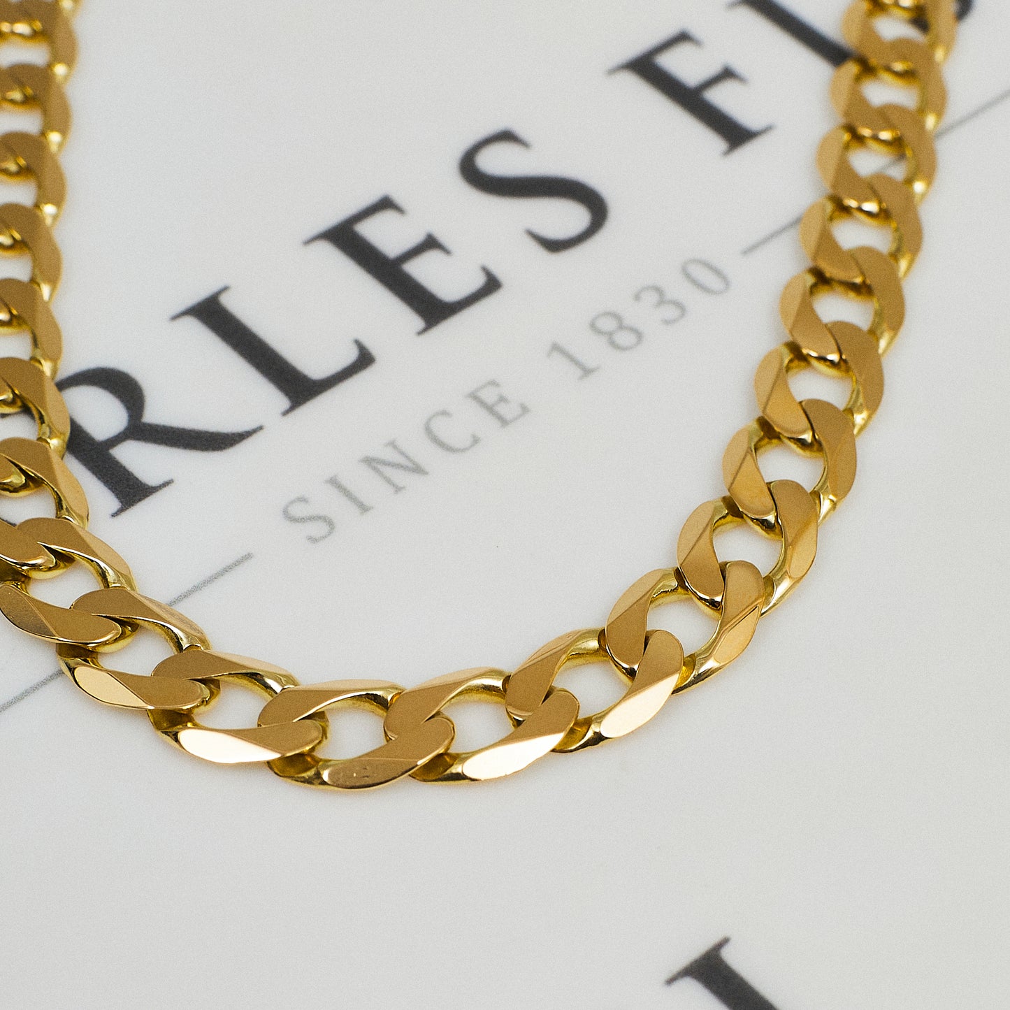 Pre-Owned 9ct Gold Curb Chain Necklace 18 Inch