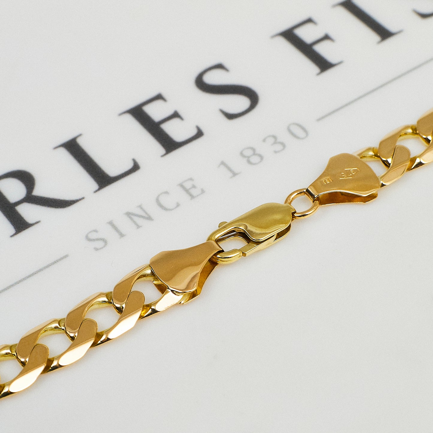 Pre-Owned 9ct Gold Curb Chain Necklace 18 Inch