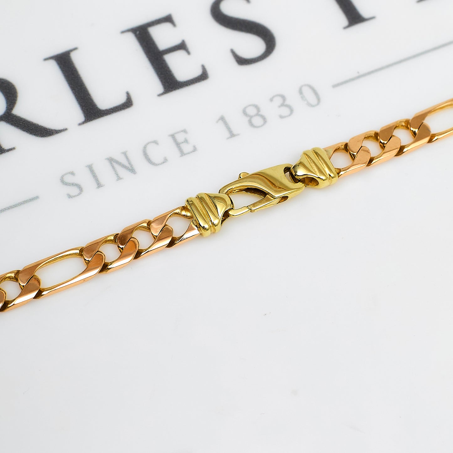 Pre-Owned 9ct Gold Figaro Chain Necklace 22 Inch