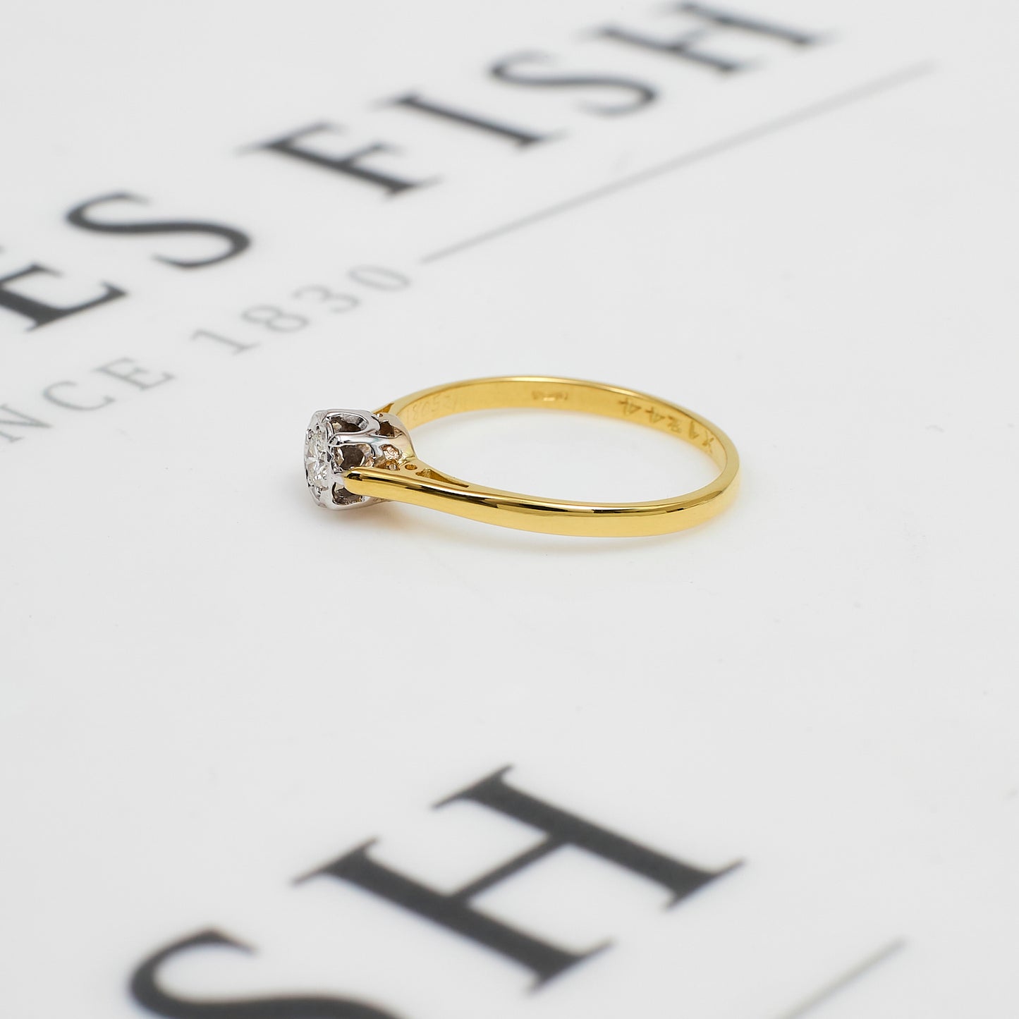 Pre-Owned 18ct Gold Illusion Set Diamond Ring Size O