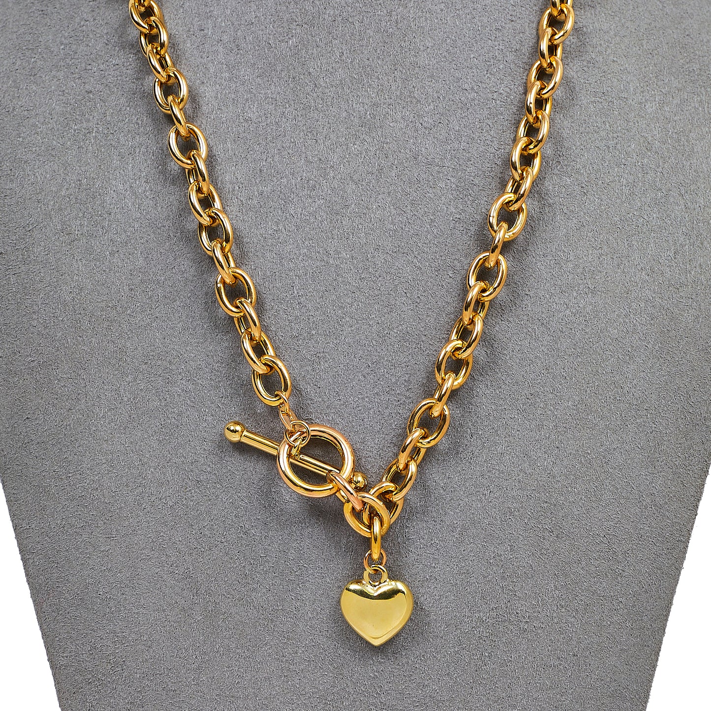 Pre-Owned 9ct Gold Oval Link Necklace With Heart & TBar