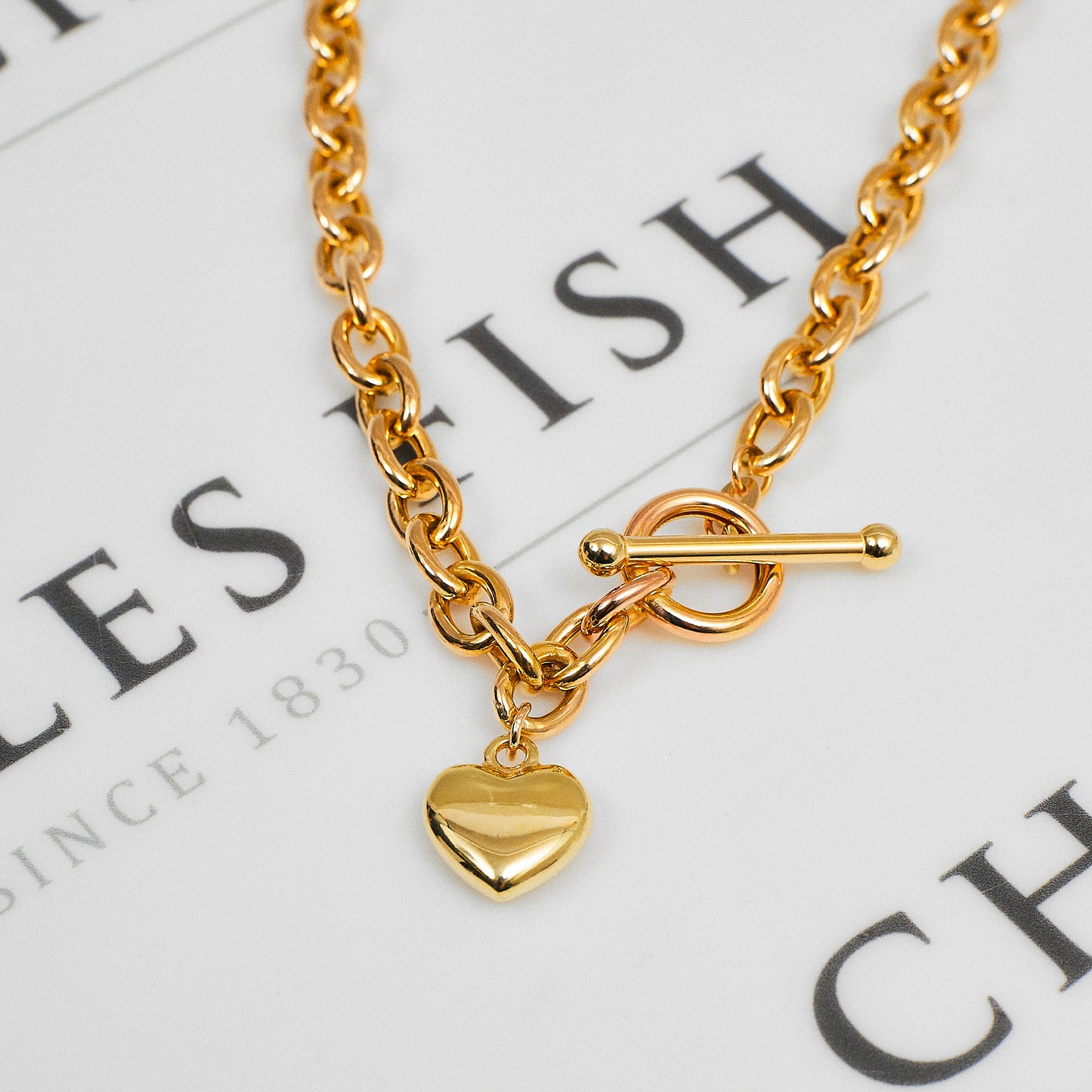 Pre-Owned 9ct Gold Oval Link Necklace With Heart & TBar