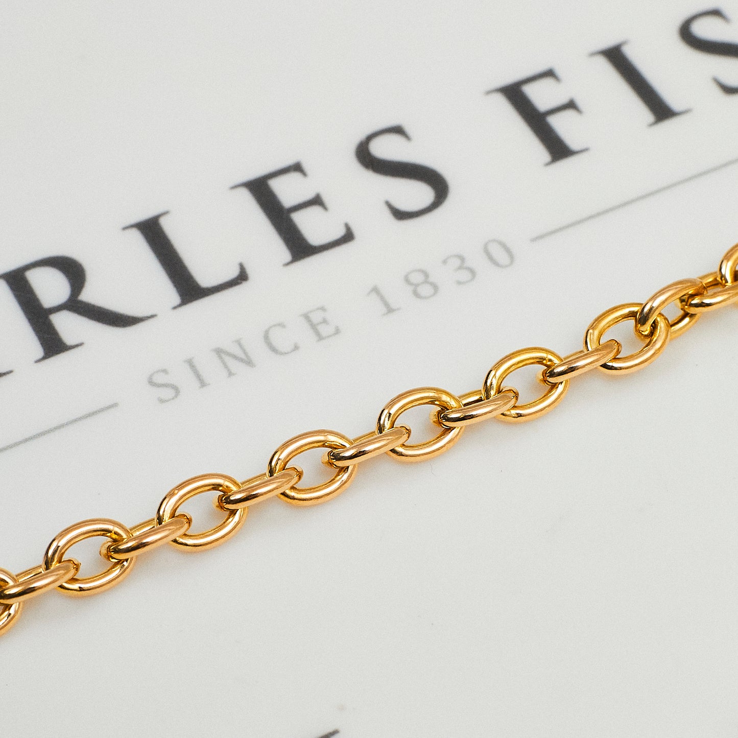 Pre-Owned 9ct Gold Oval Link Necklace With Heart & TBar