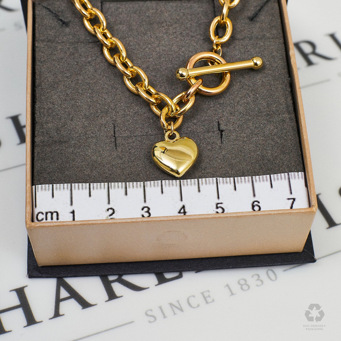 Pre-Owned 9ct Gold Oval Link Necklace With Heart & TBar