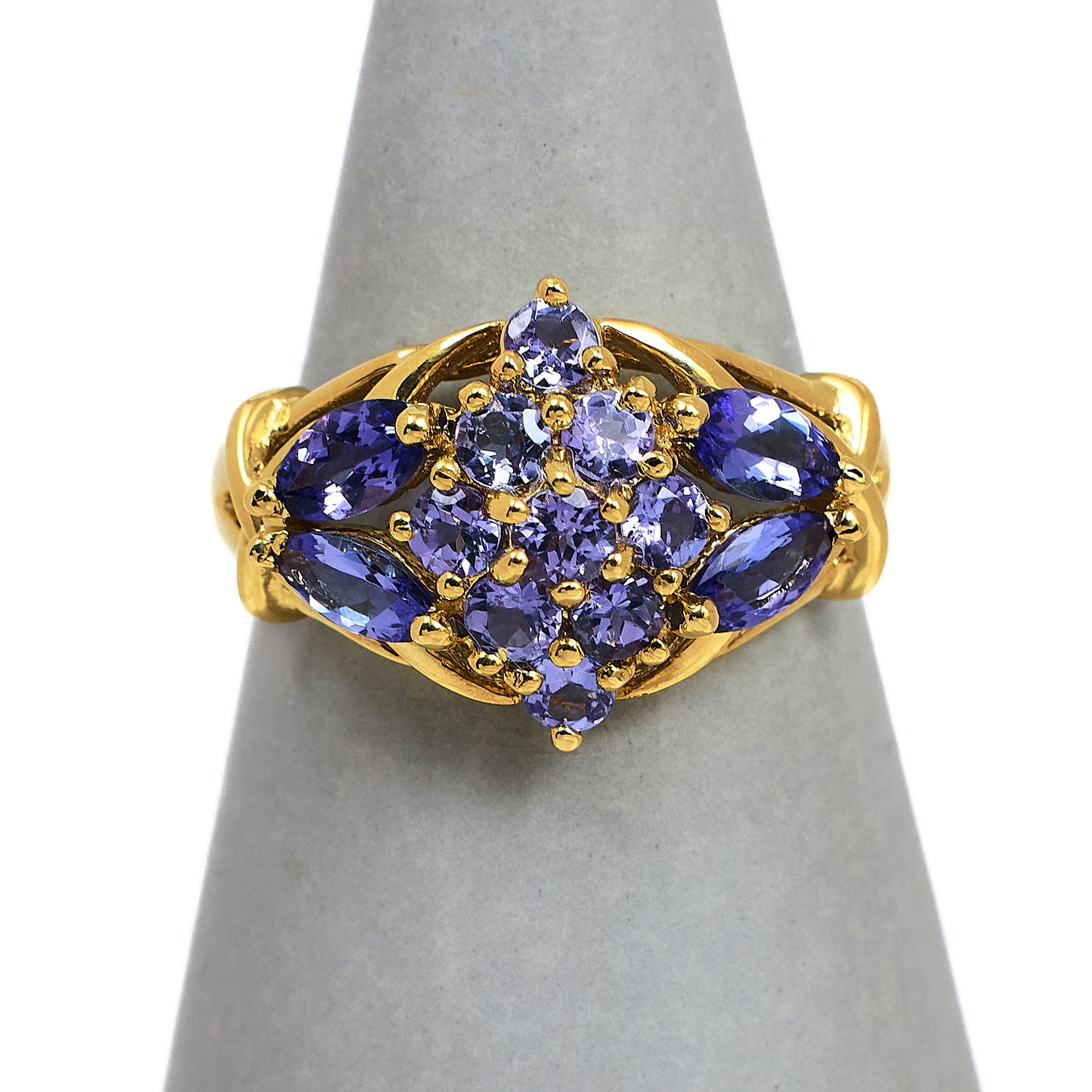 Pre-Owned 9ct Gold Tanzanite Cluster Ring Size Q.5
