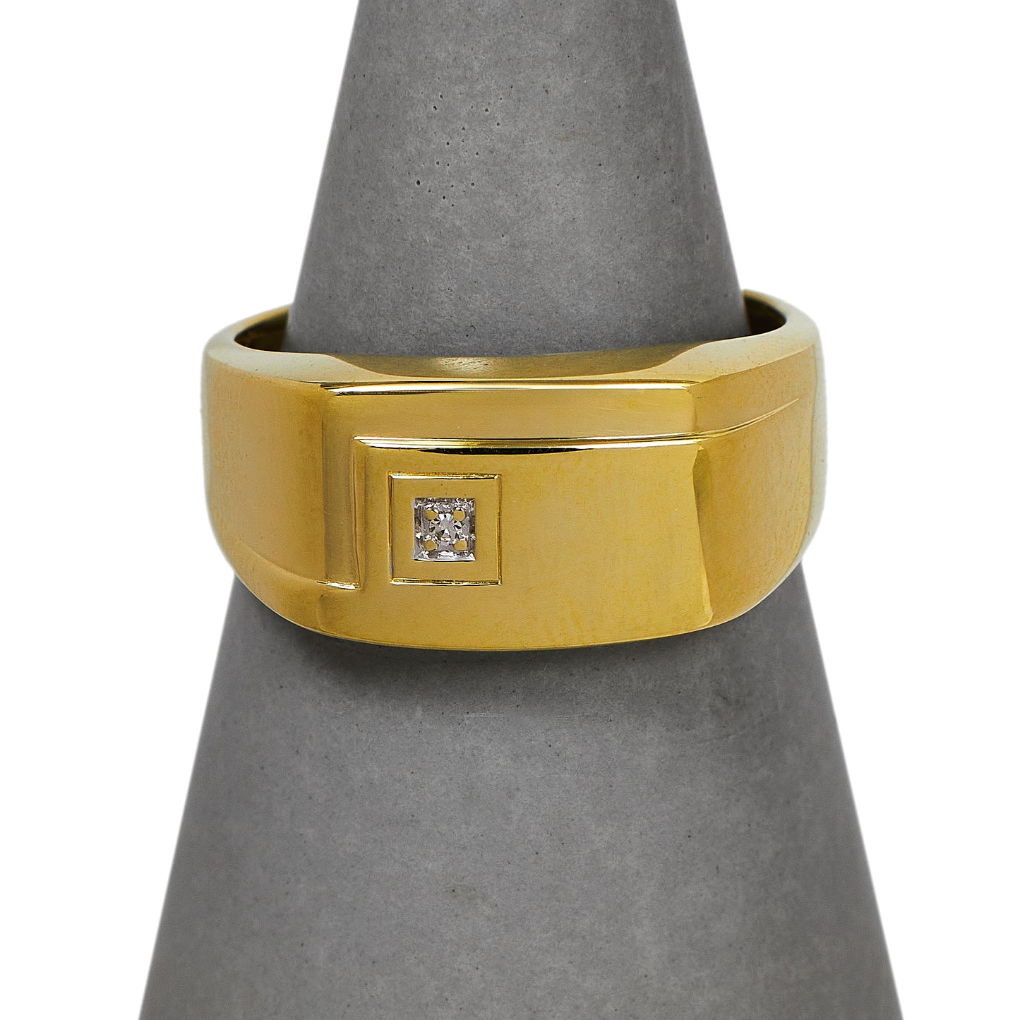 Pre-Owned 9ct Gold & Single Diamond Signet Ring Size P.5