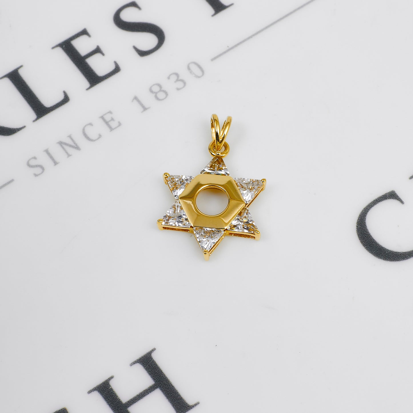 Pre-Owned 9ct Gold CZ 6 Point Star Pendant