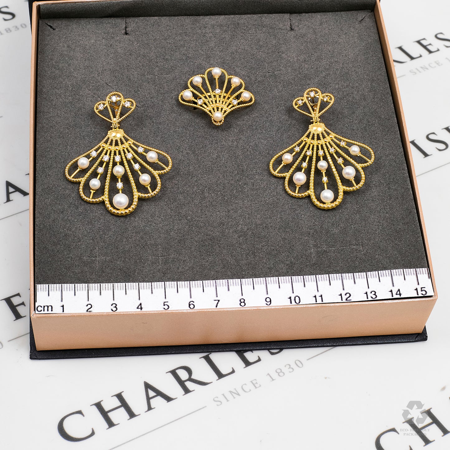 Pre-Owned 18ct Gold CZ & Cultured Pearl Fan Design SET