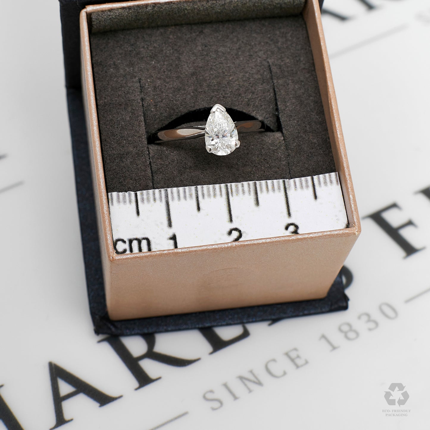 Pre-Owned 18ct White Gold Pear Cut Diamond Ring Size N
