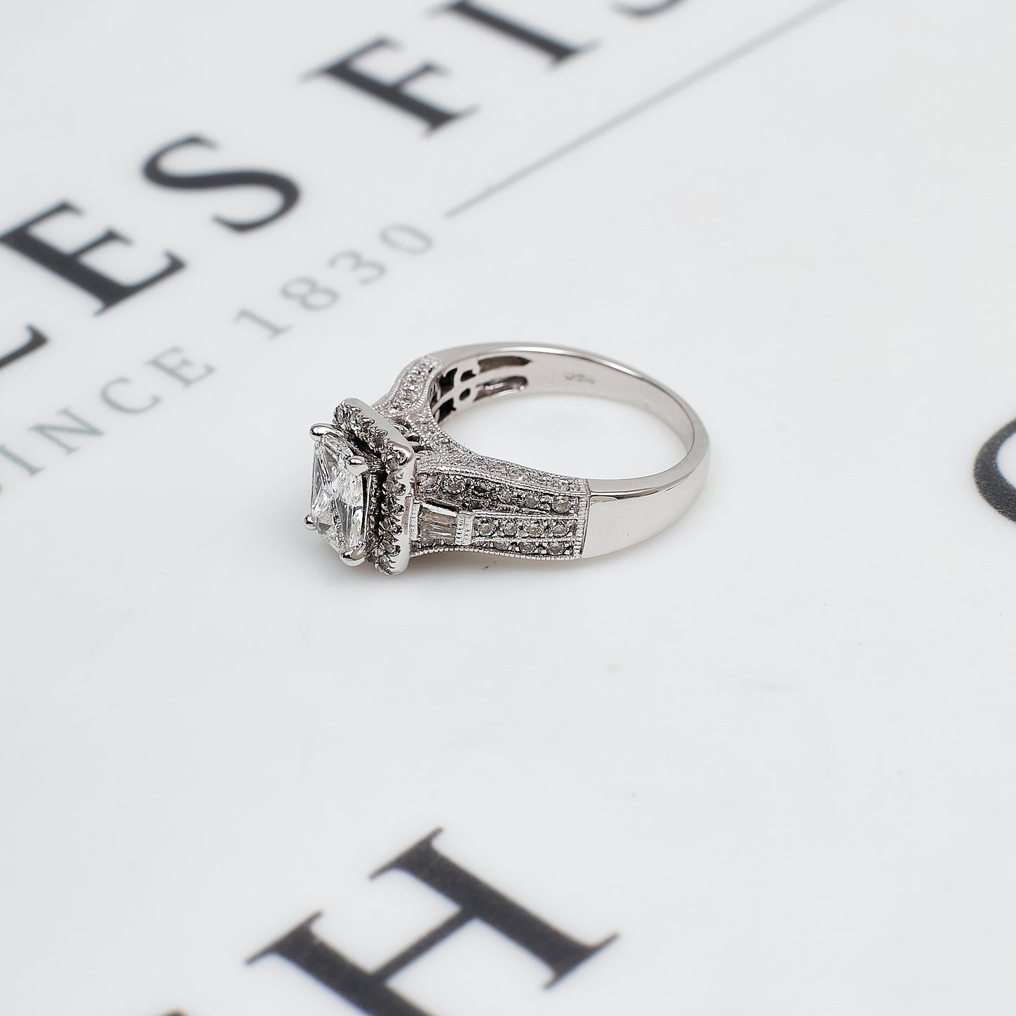 Pre-Owned 14ct White Gold Diamond Cluster Ring Size L