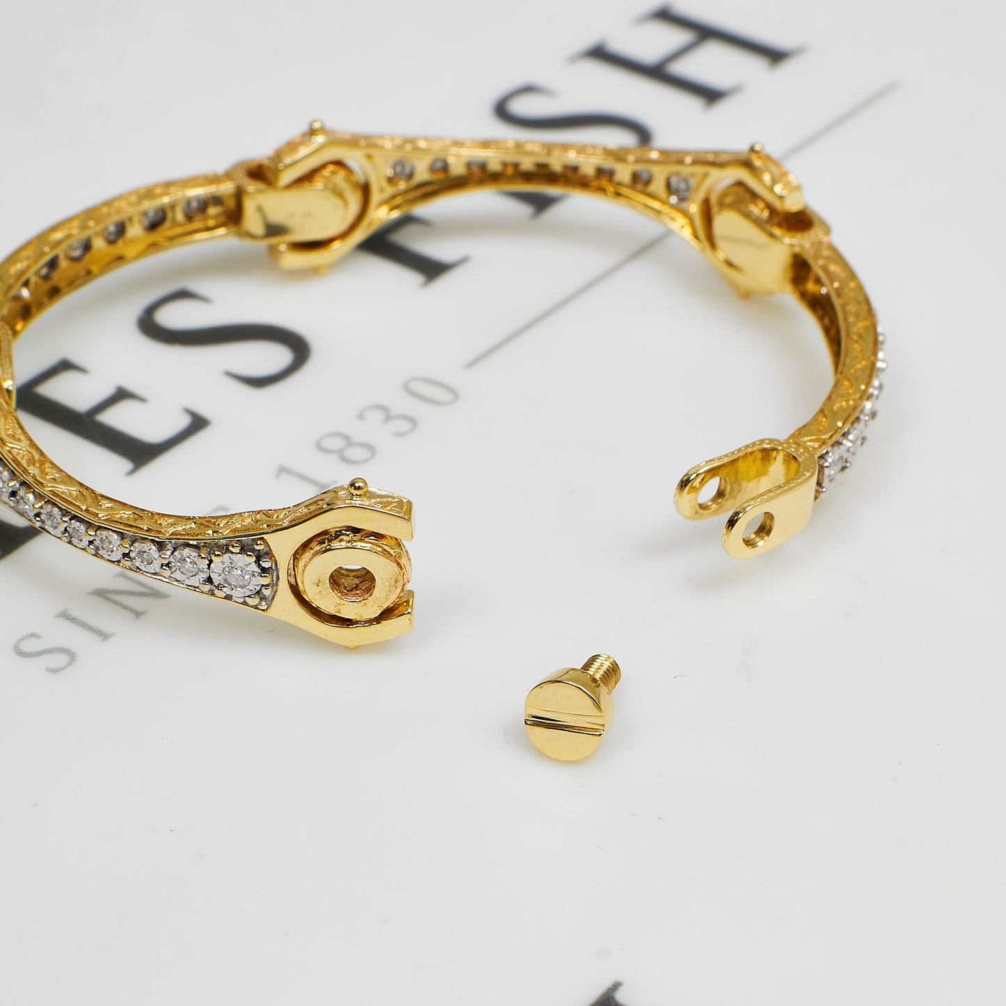 Pre-Owned 9ct Gold Diamond Child&rsquo;s Spanner Design Bangle