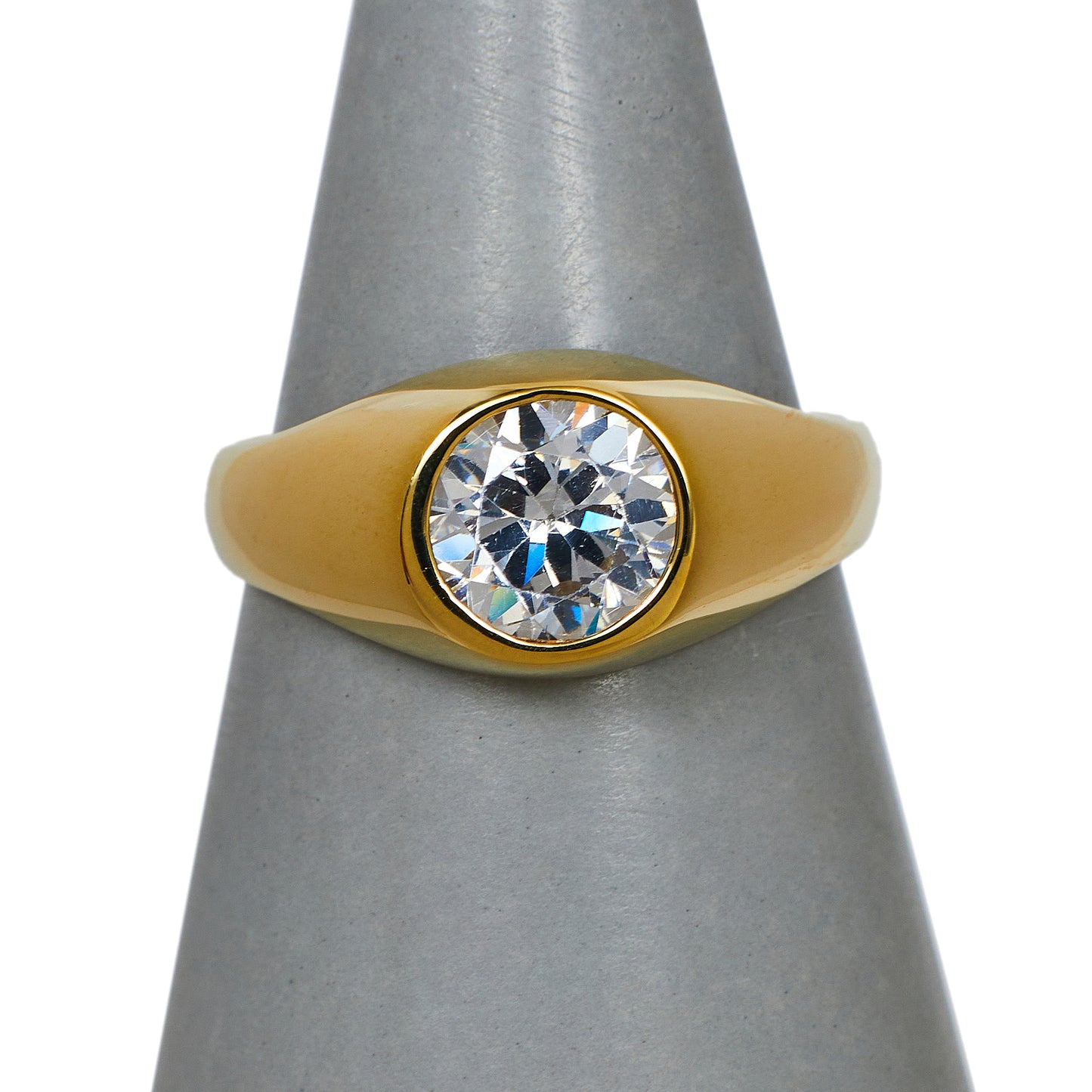 Pre-Owned 9ct Gold CZ Round Signet Ring Size T