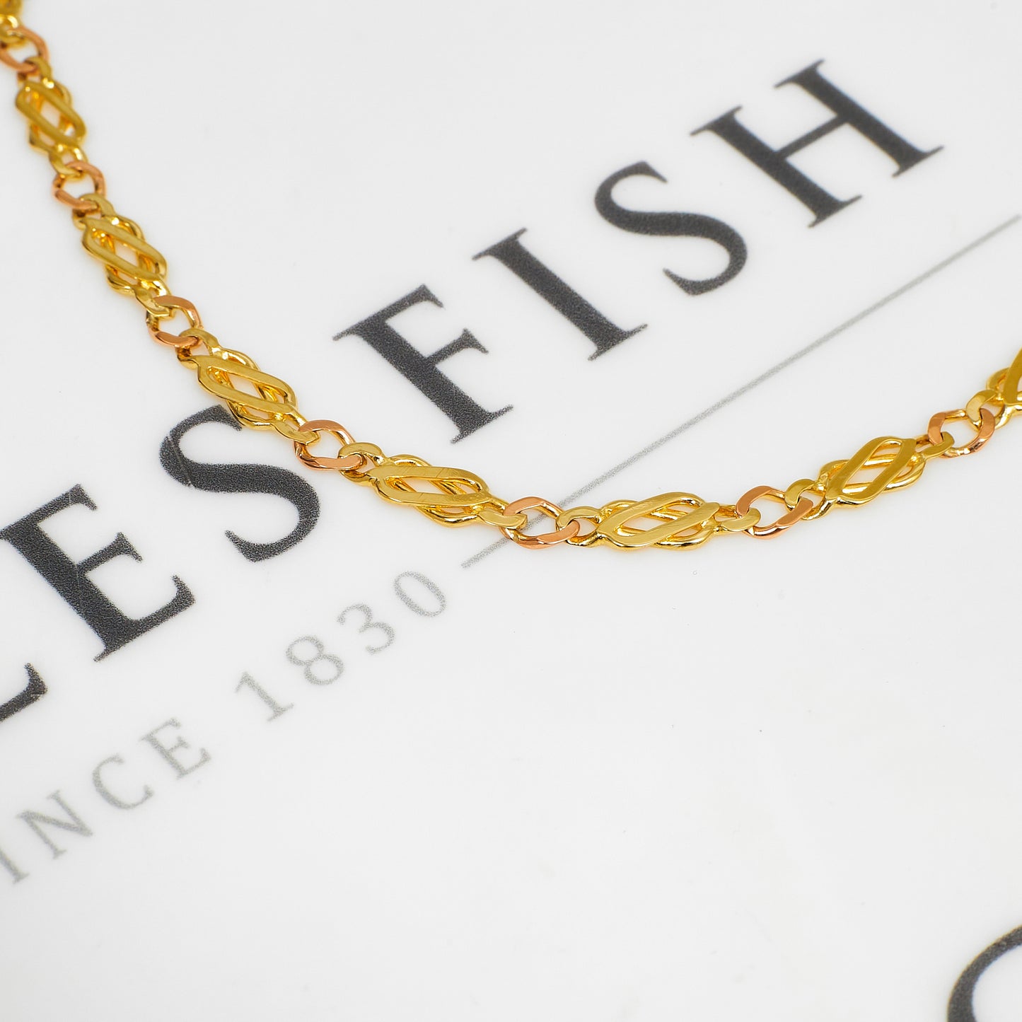 Pre-Owned 9ct Gold Celtic Knot Bracelet 8 Inch