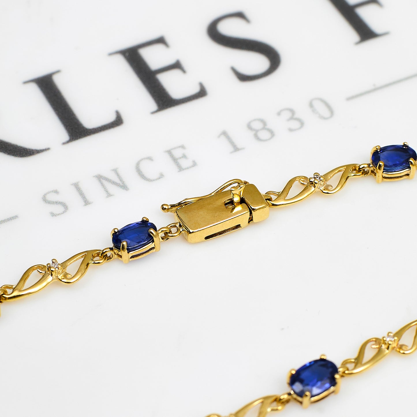 Pre-Owned 9ct Gold Diamond & Kyanite Bracelet 7.5 Inch