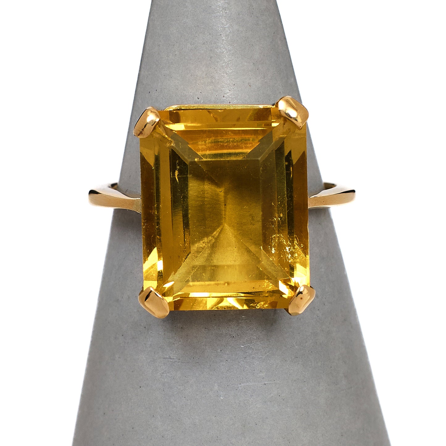 Pre-Owned 9ct Gold Rectangle Citrine Ring Size I.5