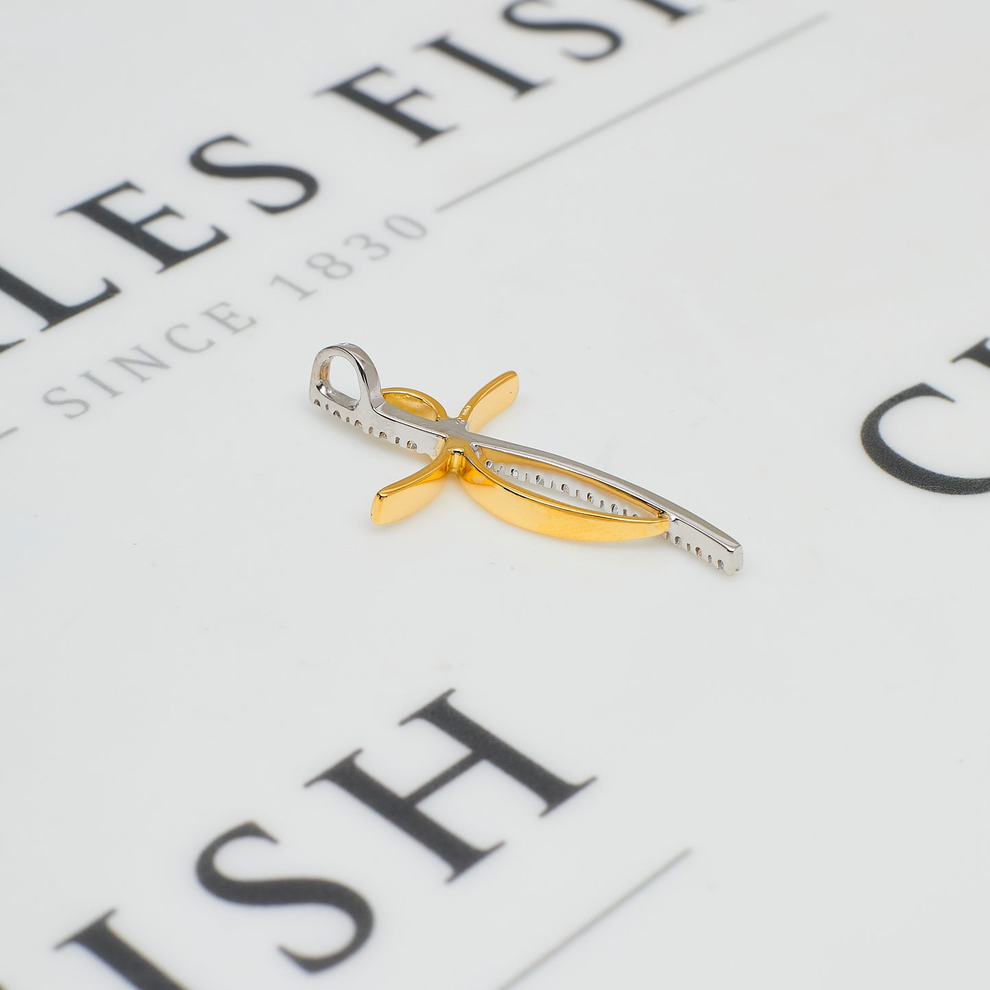 Pre-Owned 18ct Gold 2 Tone CZ Cross Pendant