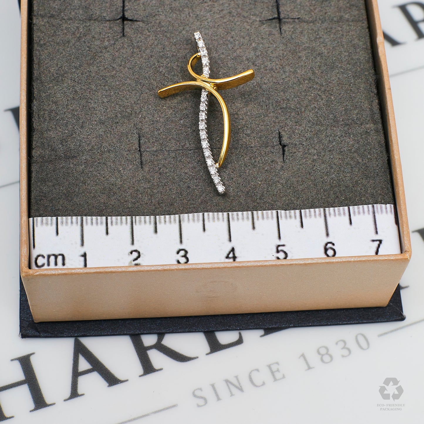 Pre-Owned 18ct Gold 2 Tone CZ Cross Pendant