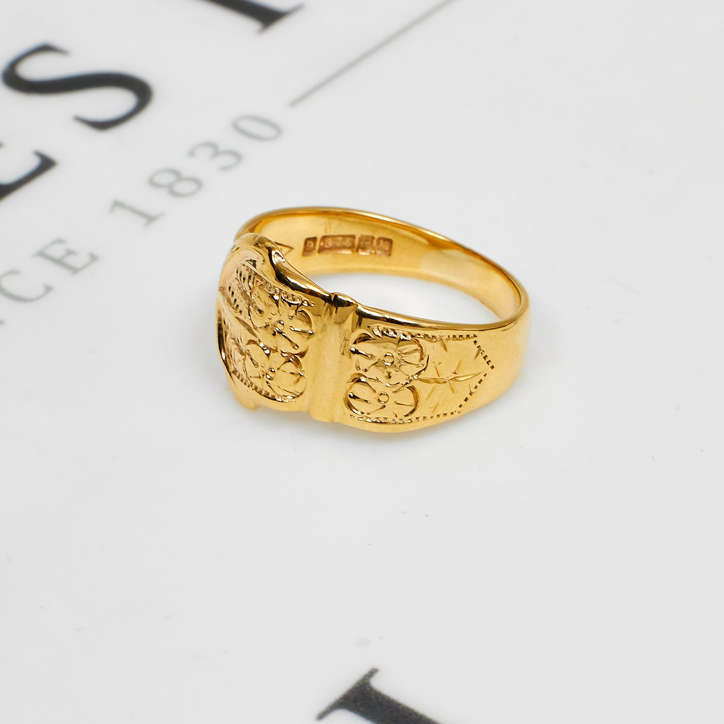 Pre-Owned 9ct Gold Flower Pattern Buckle Ring Size O.5