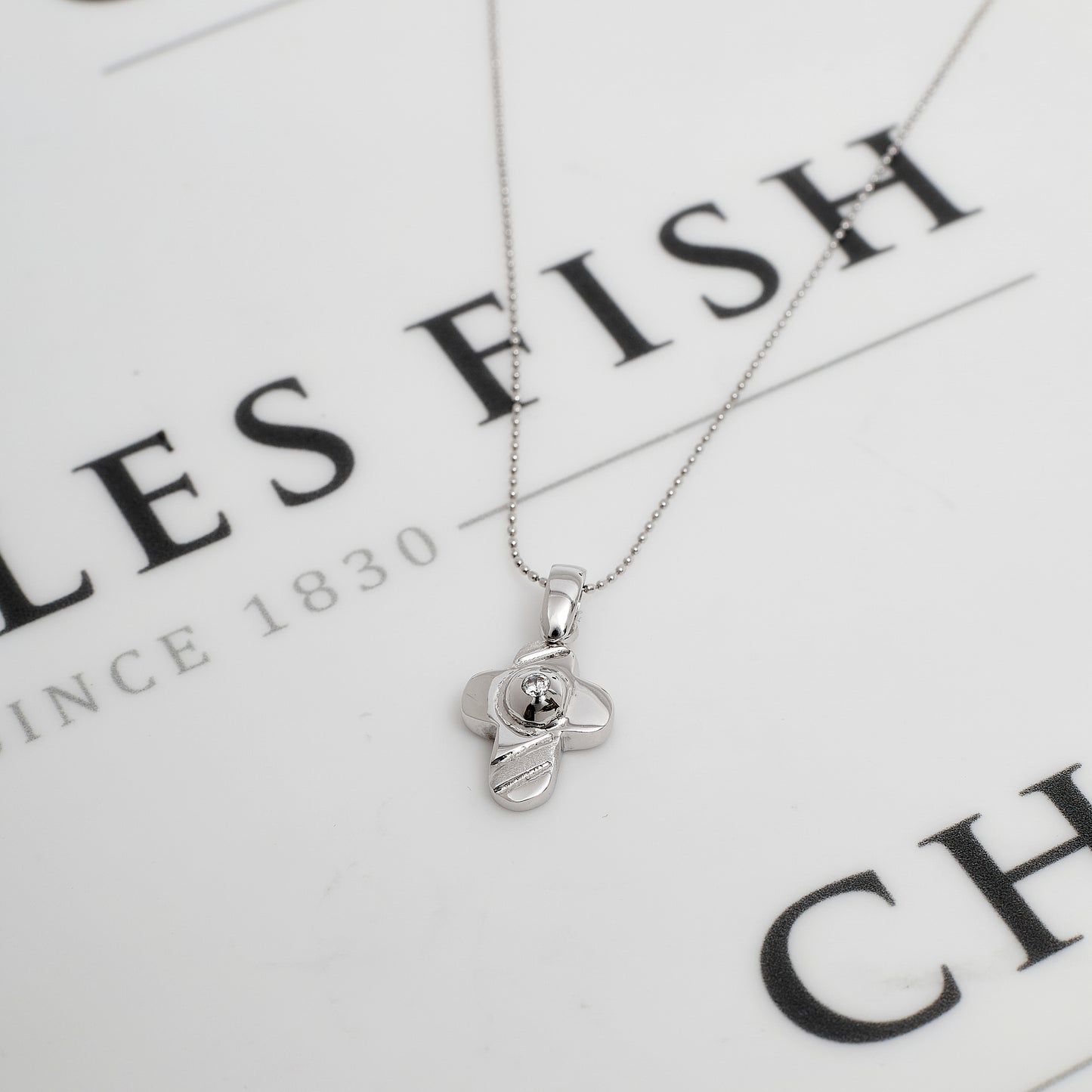 Pre-Owned 18ct White Gold CZ Cross Pendant Necklace