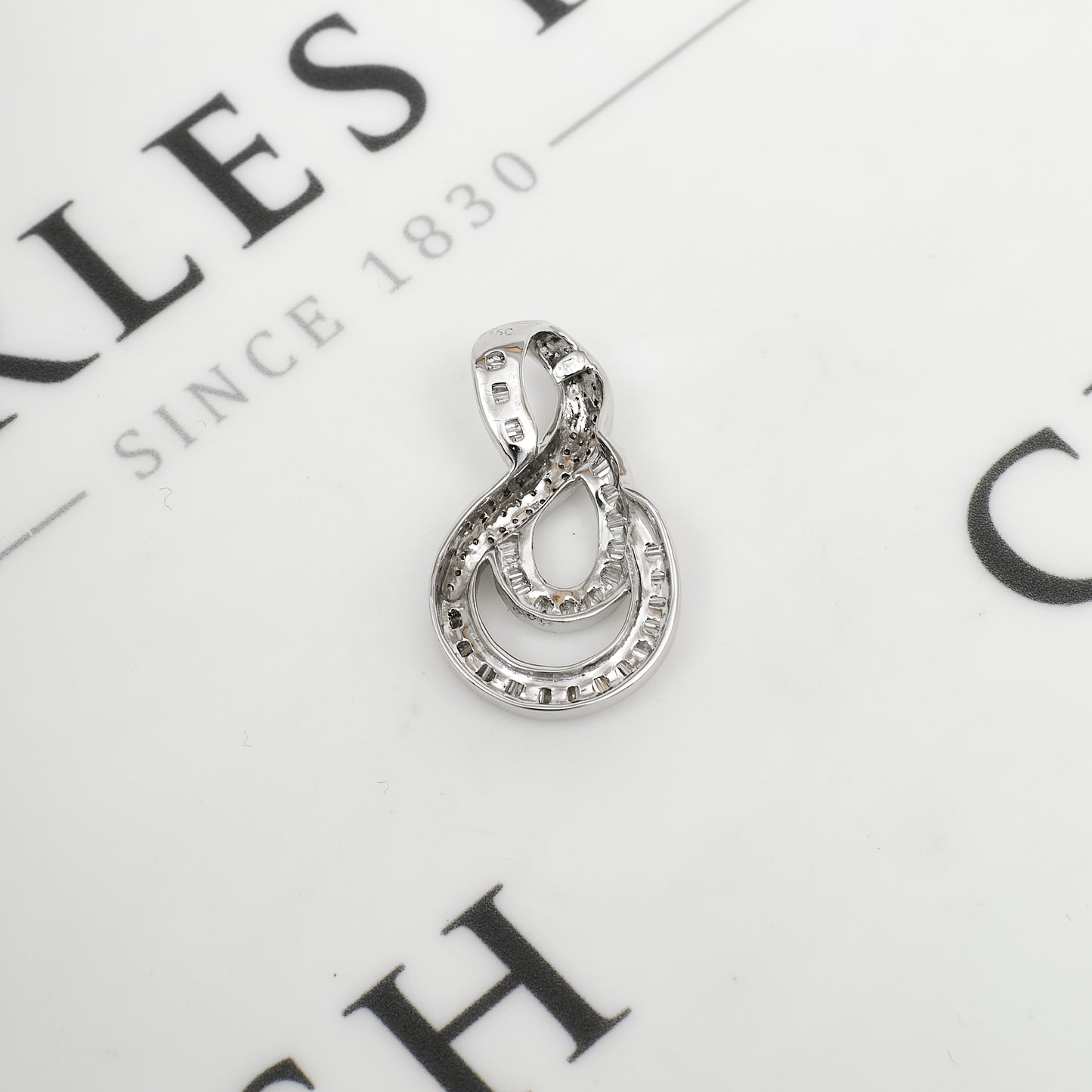 Pre-Owned 18ct White Gold Diamond Swirl Pendant