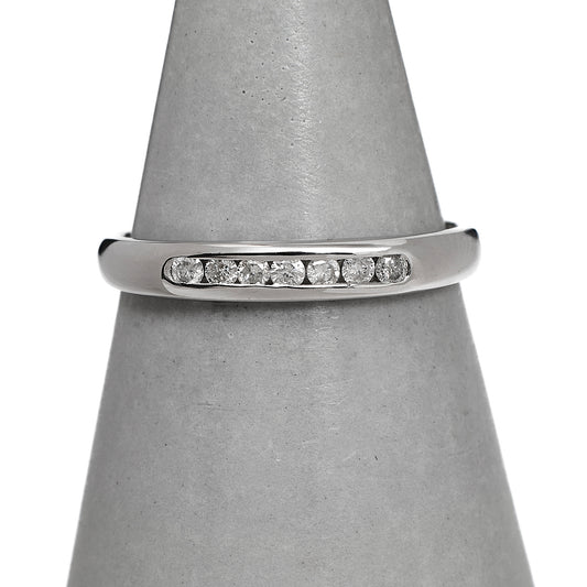 Pre-Owned 9ct White Gold & 7 Diamond Ring Size M.5