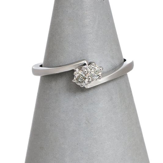Pre-Owned 18ct White Gold Diamond Ring Size M