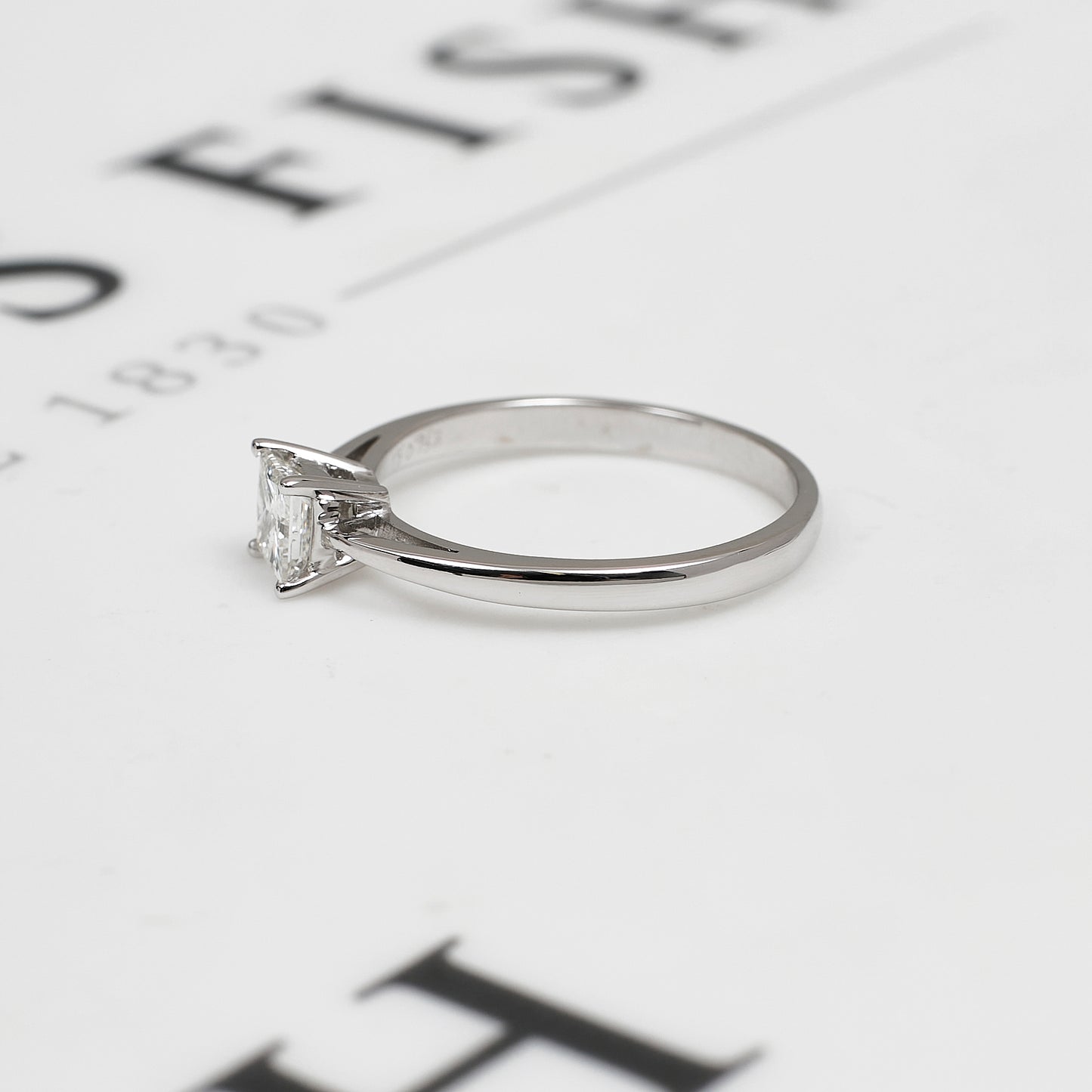 Pre-Owned 18ct White Gold Princess Cut Diamond Ring Size O