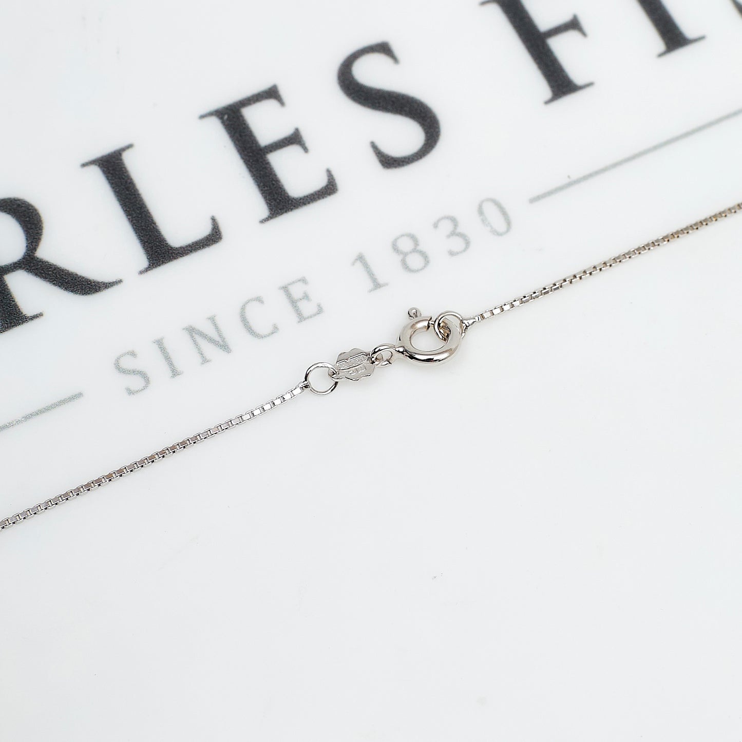 Pre-Owned 18ct White Gold & Diamond Cross Pendant & Chain