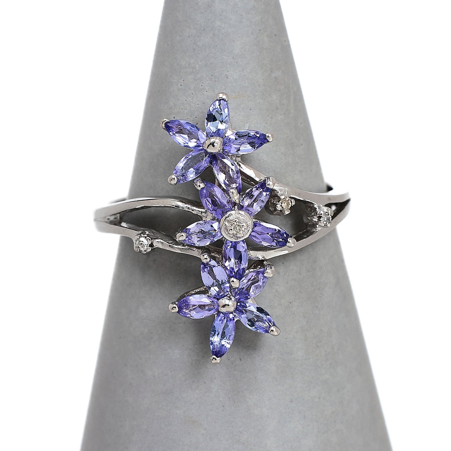 Pre-Owned 9ct White Gold Diamond & Tanzanite 3 Flower Ring